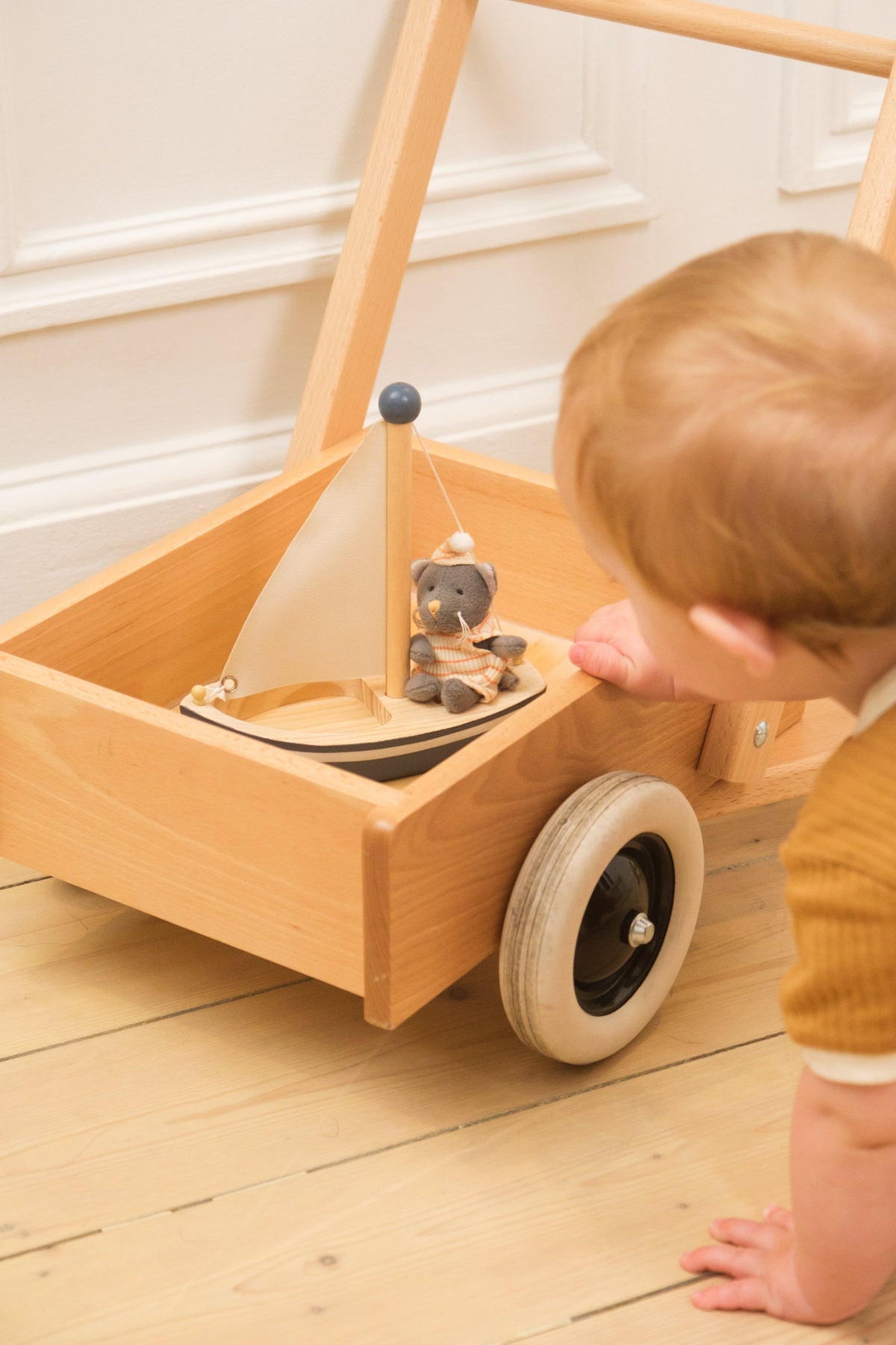 Egmont Toys Gatto Malo sulla barca a vela in legno - foto 2