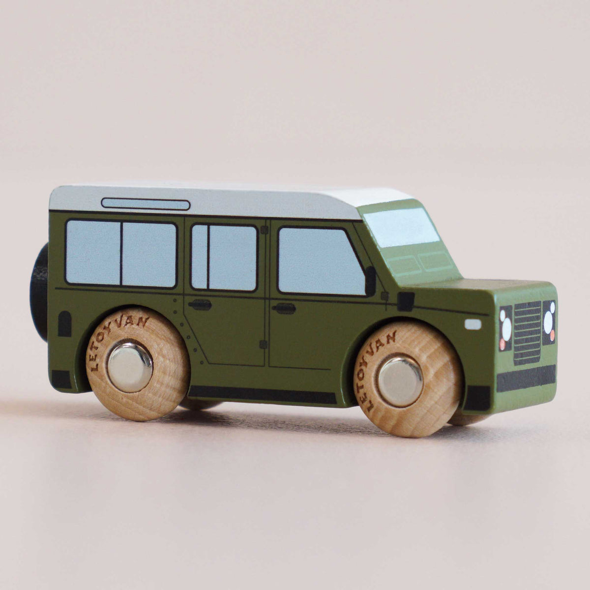 Le Toy Van No. 27 Archie - fuoristrada in legno Classic Car Collection - foto 1