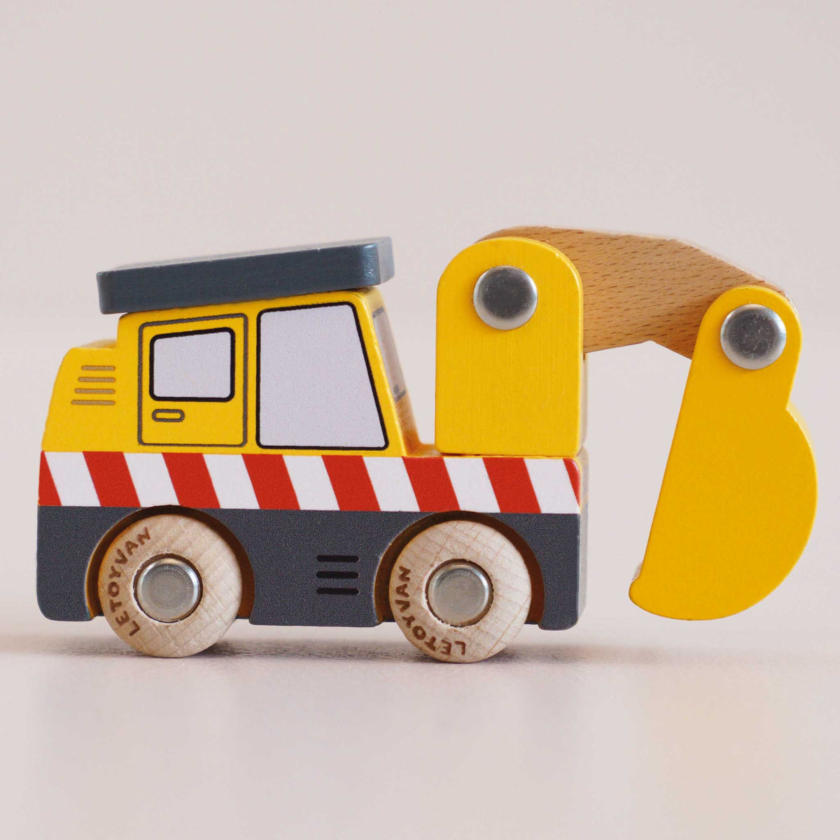 Le Toy Van No. 37 Eddie - escavatore in legno Classic Car Collection - foto 2