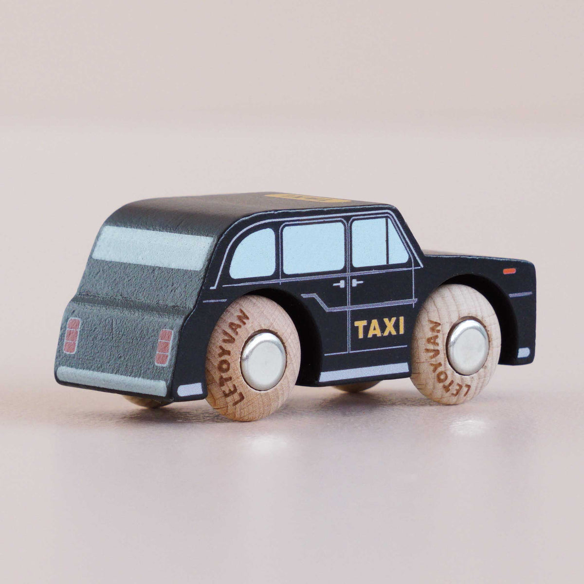 Le Toy Van No. 45 Bertie - taxi in legno Classic Car Collection - foto 3
