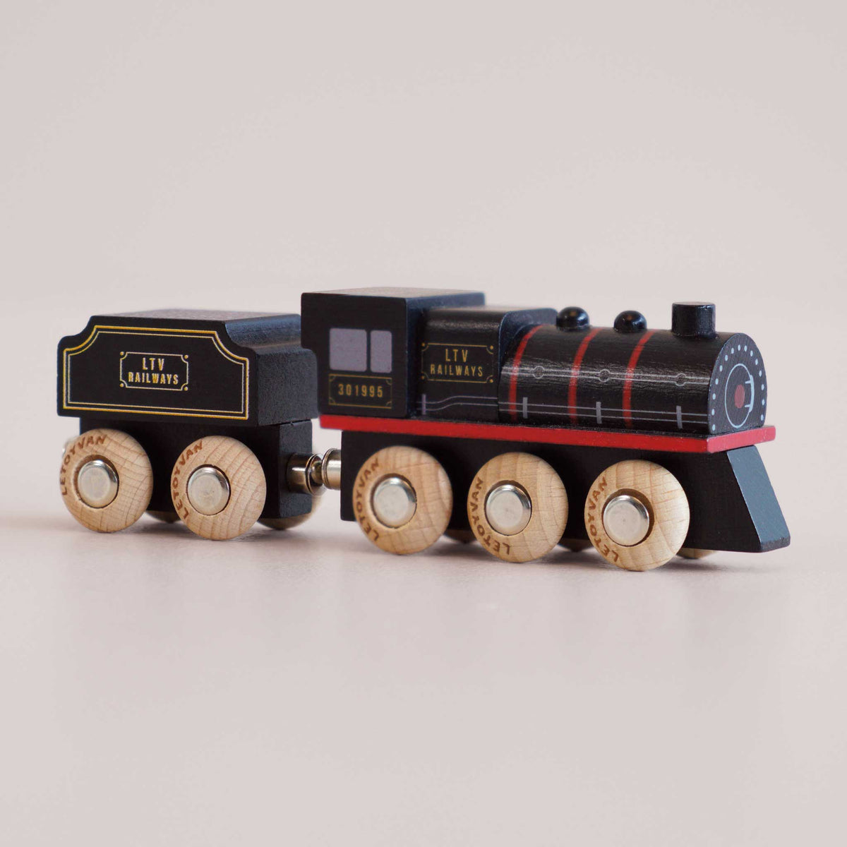 Le Toy Van No. 49 Francis - locomotiva a vapore in legno Classic Car Collection - foto 1