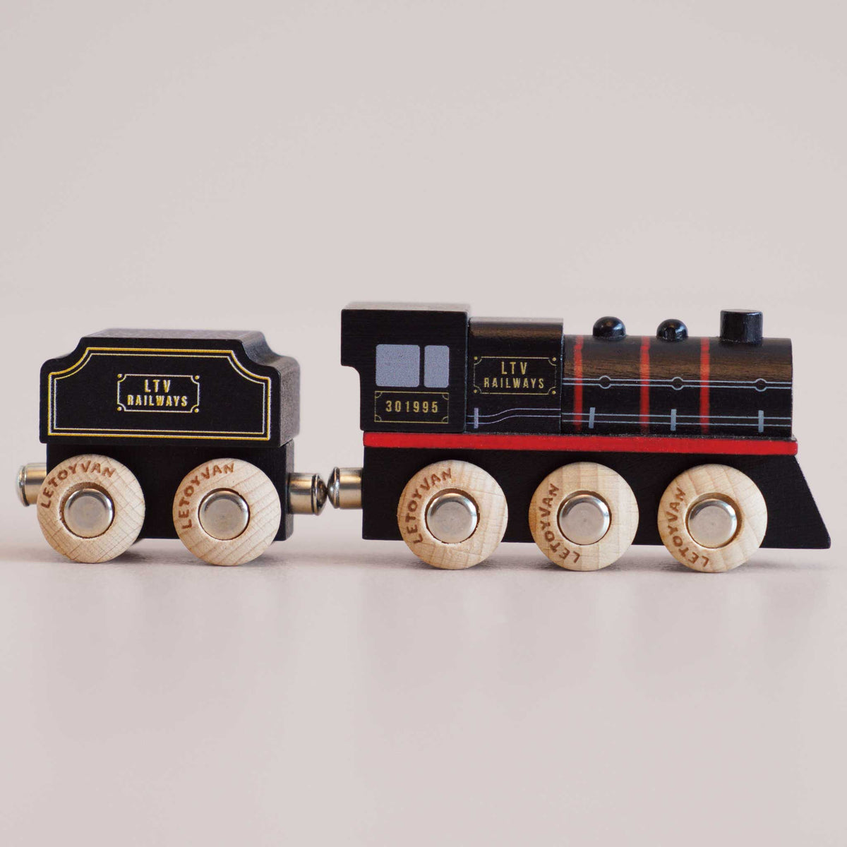 Le Toy Van No. 49 Francis - locomotiva a vapore in legno Classic Car Collection - foto 2