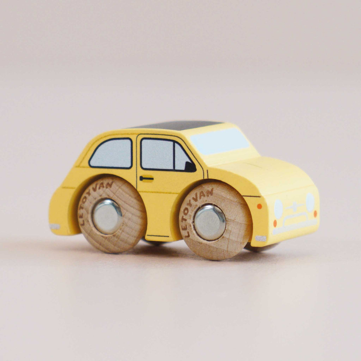 Le Toy Van No. 10 Fifi - utilitaria in legno Classic Car Collection - foto 1